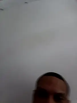Snapshot of Slader06 chatting on 02.19.26 Slader06 online show from 02.19.26