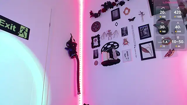 auroralatexprincess online show from 02.03.25