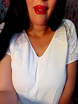 Snapshot of Queen_sousou chatting on 09.10.25 Queen sousou online show from 09.10.25