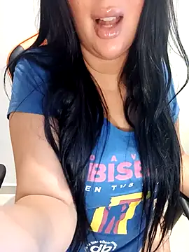 Snapshot of Queen_sousou chatting on 09.26.25 Queen sousou online show from 09.26.25