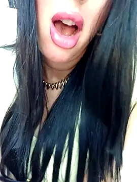 Snapshot of Queen_sousou chatting on 11.07.25 Queen sousou online show from 11.07.25