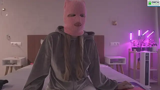 FluffyHat online show from 03.03.25