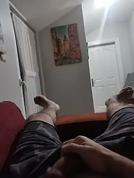 Snapshot of Aykut1990 chatting on 11.10.25 Aykut1990 online show from 11.10.25