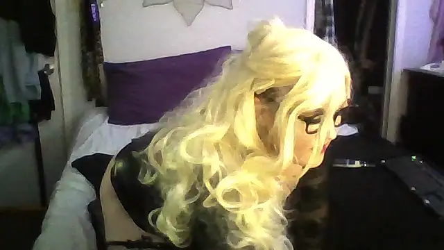 Snapshot of JadeDaMilf chatting on 02.22.26 JadeDaMilf online show from 02.22.26