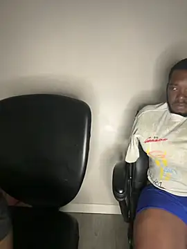 DancingLemonade online show from 04.19.26