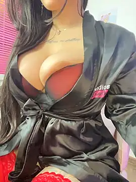 Snapshot of Lalitha_ chatting on 11.02.25 Lalitha online show from 11.02.25