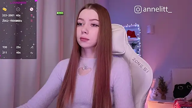 Snapshot of Annelitt chatting on 01.02.25 Annelitt online show from 01.02.25