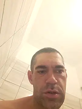 Snapshot of 2223joker chatting on 10.15.25 2223joker online show from 10.15.25