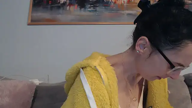 cleophee online show from 04.02.26