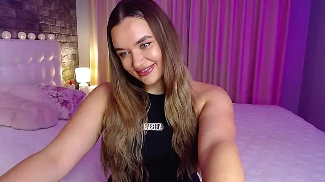 Snapshot of starrydoll chatting on 11.26.25 starrydoll online show from 11.26.25