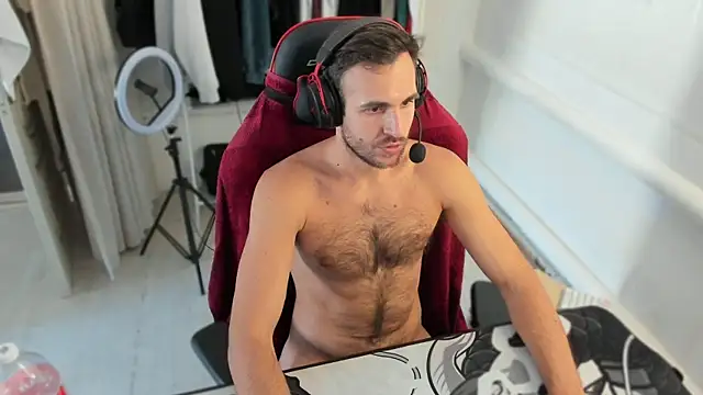 Raamoss online show from 09.15.25