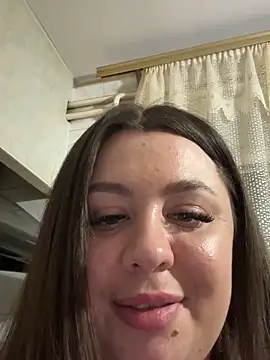 Sara Slow online show from 02.25.25