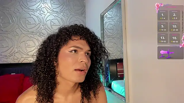 vennus1  online show from 12.04.25