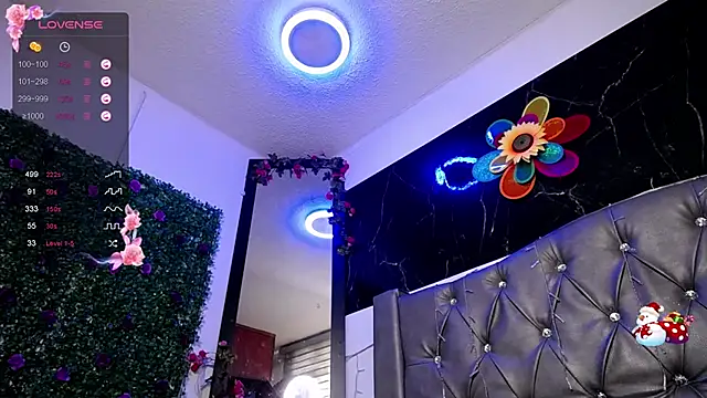 Snapshot of LAILAGUMMY chatting on 12.20.24 LAILAGUMMY online show from 12.20.24