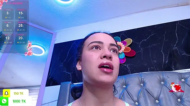 Snapshot of LAILAGUMMY chatting on 10.11.25 LAILAGUMMY online show from 10.11.25