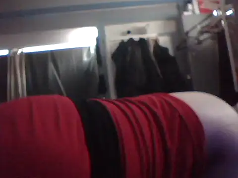 Snapshot of Slutviki69 chatting on 10.19.25 Slutviki69 online show from 10.19.25