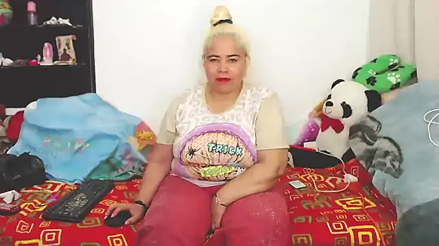 Snapshot of estrellita_fugaz16x chatting on 01.05.25 estrellita fugaz16x online show from 01.05.25