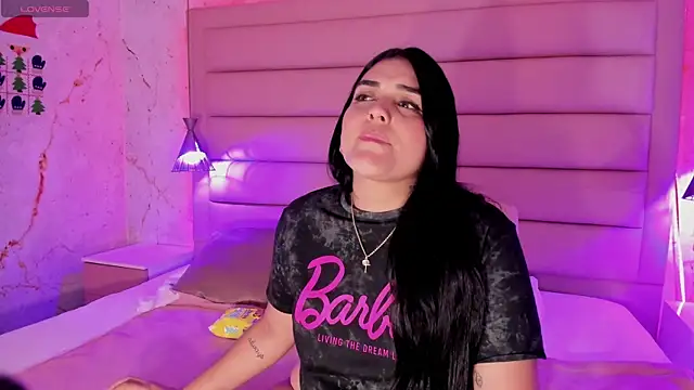 Snapshot of Maddysex_ chatting on 01.21.25 Maddysex online show from 01.21.25