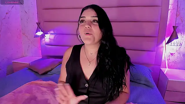 Snapshot of Maddysex_ chatting on 01.23.25 Maddysex online show from 01.23.25