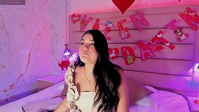 Snapshot of Maddysex_ chatting on 02.07.25 Maddysex online show from 02.07.25