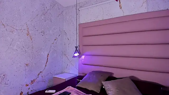 Snapshot of Maddysex_ chatting on 03.03.25 Maddysex online show from 03.03.25