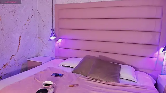 Snapshot of Maddysex_ chatting on 03.05.25 Maddysex online show from 03.05.25