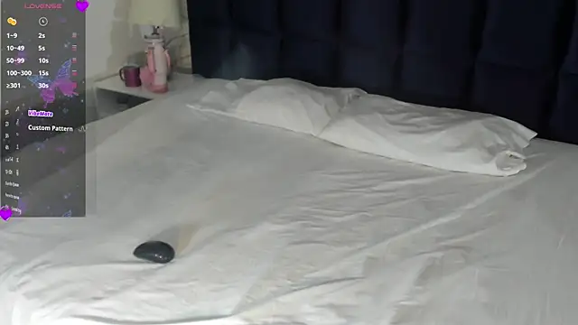 Snapshot of Maddysex_ chatting on 06.26.26 Maddysex online show from 06.26.26