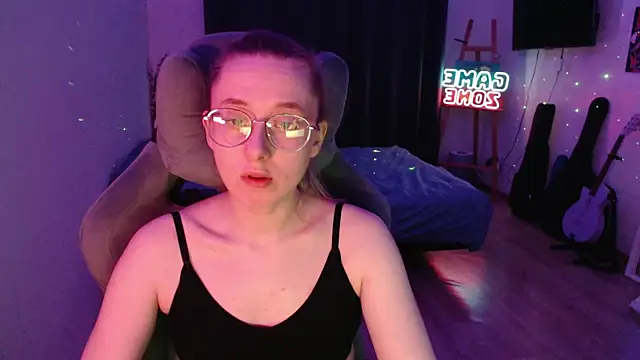 Snapshot of AnabelFrel chatting on 03.06.25 AnabelFrel online show from 03.06.25