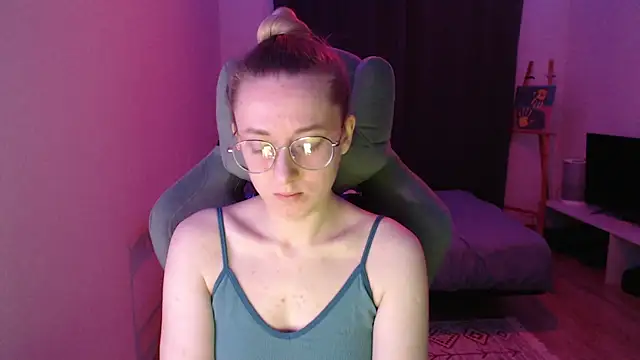 Snapshot of AnabelFrel chatting on 11.09.25 AnabelFrel online show from 11.09.25