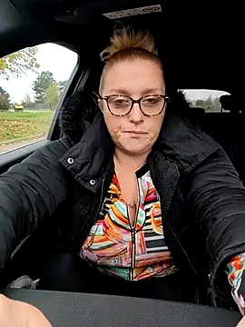 winniess40 online show from 11.28.25