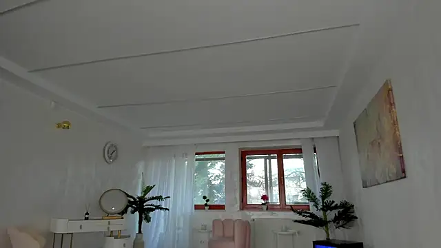 Snapshot of TiffanyHouston_ chatting on 12.12.24 TiffanyHouston online show from 12.12.24