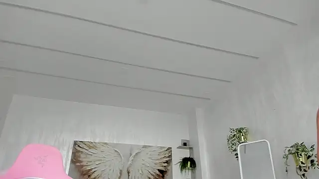 TiffanyHouston  online show from 04.08.26