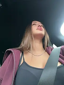 TiffanyHouston  online show from 04.22.26