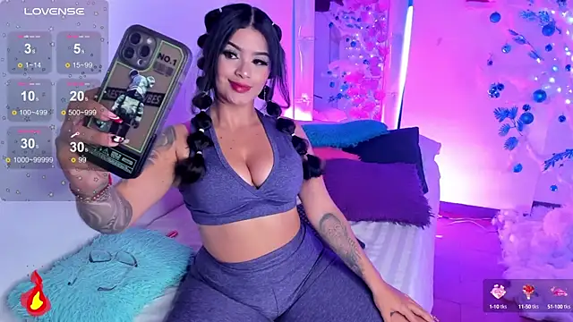 Snapshot of jenndy_lockhart chatting on 12.18.24 jenndy lockhart online show from 12.18.24