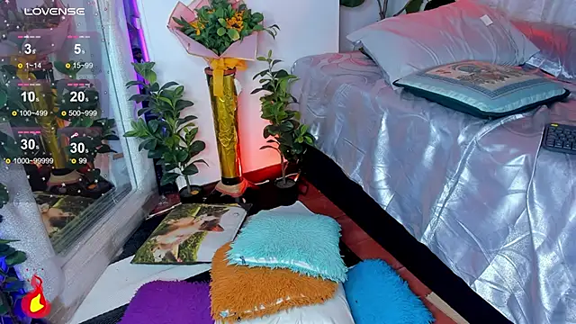 Snapshot of jenndy_lockhart chatting on 03.06.25 jenndy lockhart online show from 03.06.25