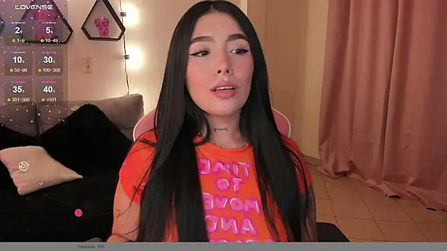 Snapshot of shantall_vidales_ chatting on 02.10.25 shantall vidales online show from 02.10.25