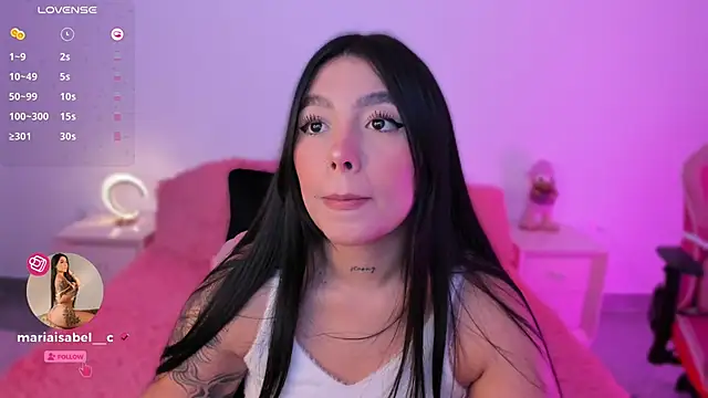 Snapshot of shantall_vidales_ chatting on 11.26.25 shantall vidales online show from 11.26.25