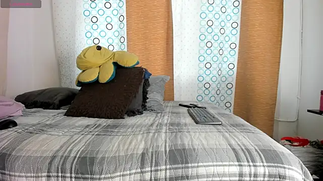 BlowMommy  online show from 01.29.25