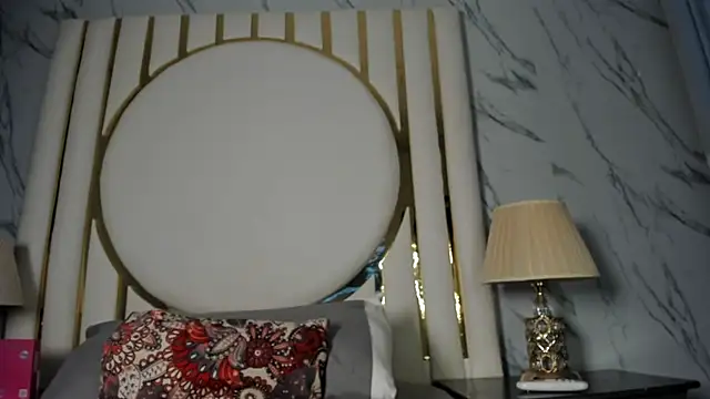 Snapshot of angelGgold chatting on 02.10.26 angelGgold online show from 02.10.26