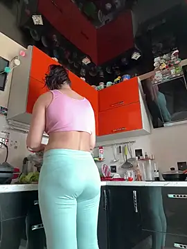 Snapshot of HotMilfMargo chatting on 02.21.25 HotMilfMargo online show from 02.21.25