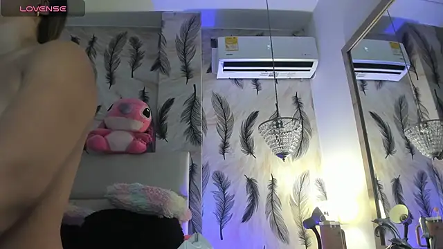 Vivi prinncess online show from 10.18.25