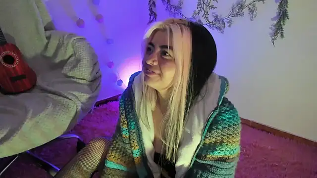 Sammysammy  online show from 12.22.24