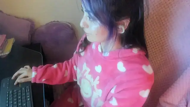 Sammysammy  online show from 04.12.26