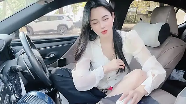 orla2021 online show from 12.31.24