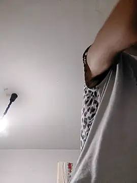 JoLeNe27 online show from 10.07.25