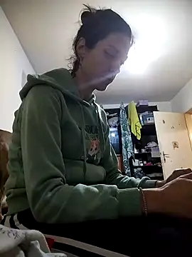 JoLeNe27 online show from 10.18.25