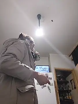 JoLeNe27 online show from 11.18.25