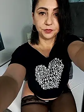 charrlote love online show from 04.18.26