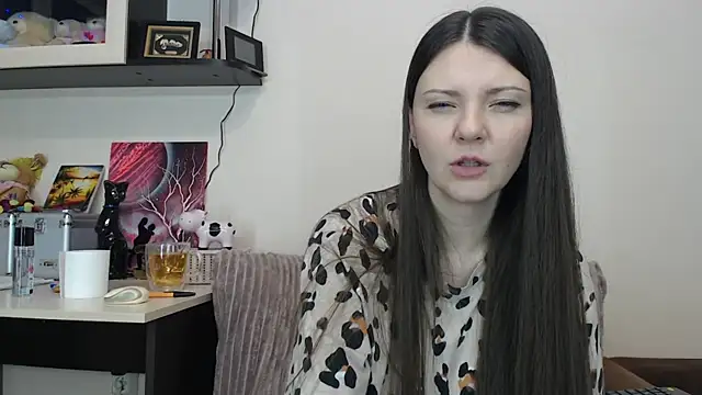 Snapshot of SugarTati chatting on 01.14.25 SugarTati online show from 01.14.25