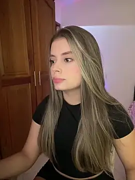 Miss valeriaa online show from 03.21.25